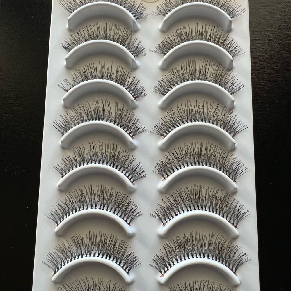 Ultimate lashes # 16 - Picture 3 of 7